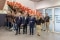 The image shows Olaf Scholz visiting Viessmann in Allendorf (Eder).